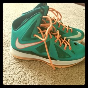 Lebron 10's